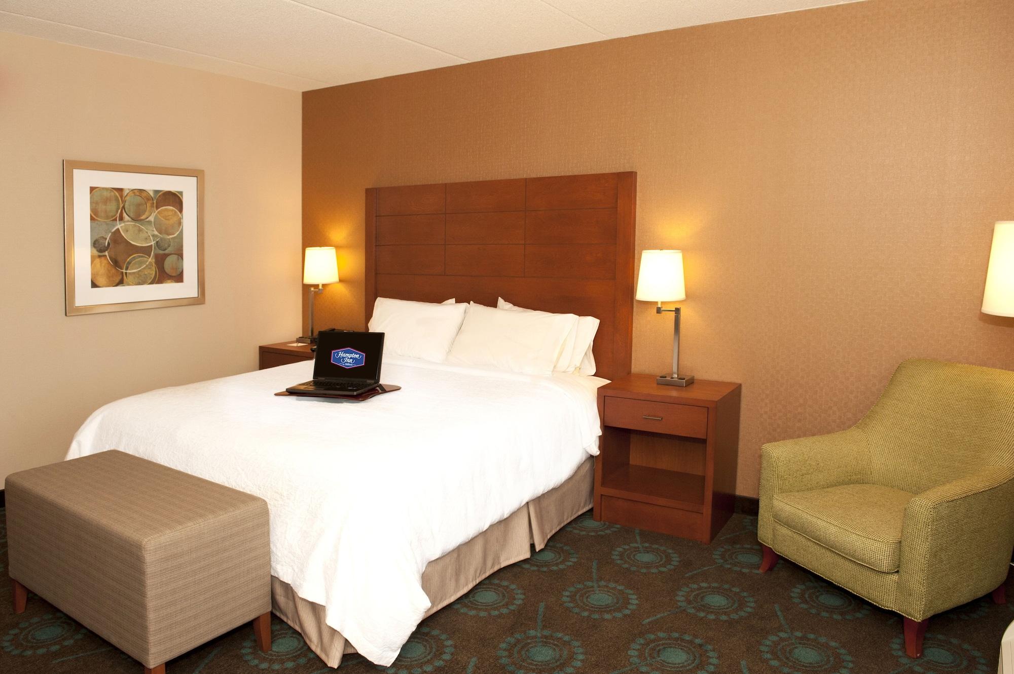 Hampton Inn By Hilton Brampton - Toronto Экстерьер фото