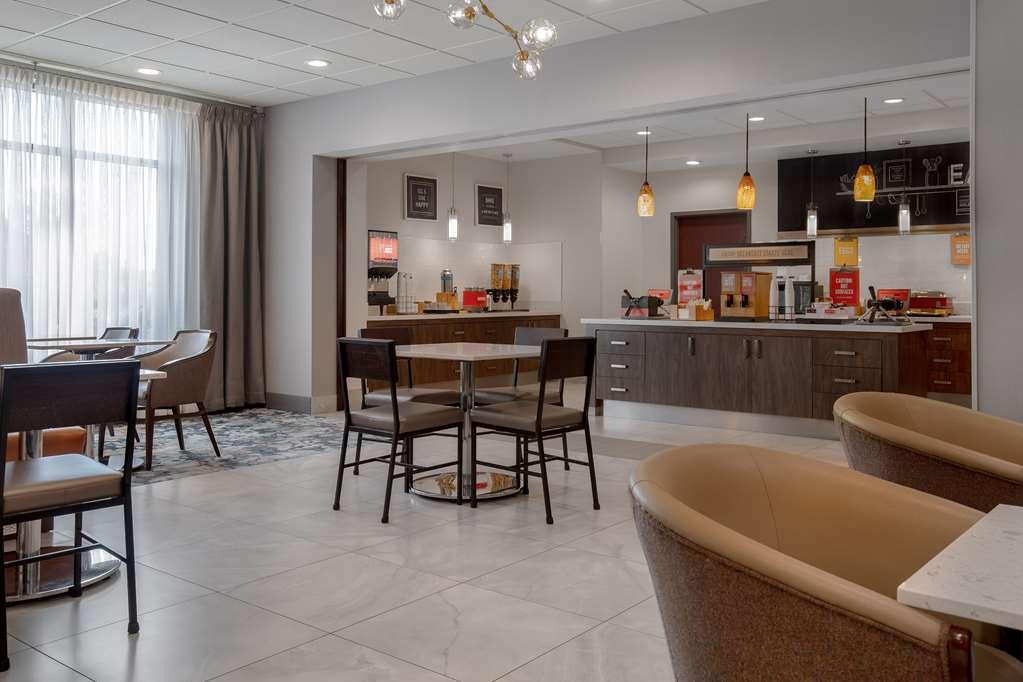 Hampton Inn By Hilton Brampton - Toronto Ресторан фото