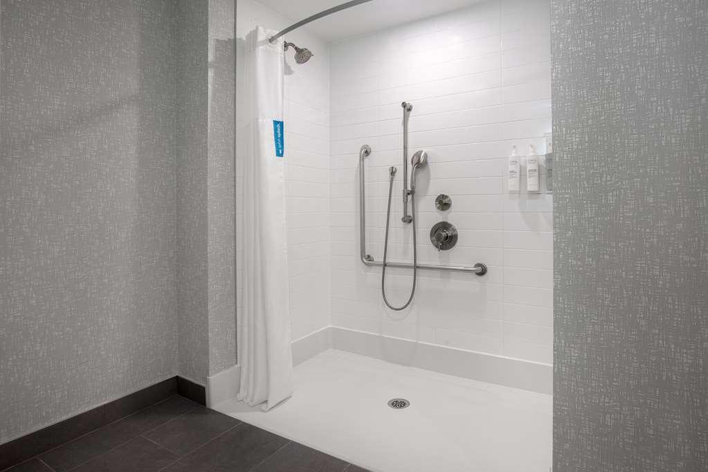 Hampton Inn By Hilton Brampton - Toronto Номер фото